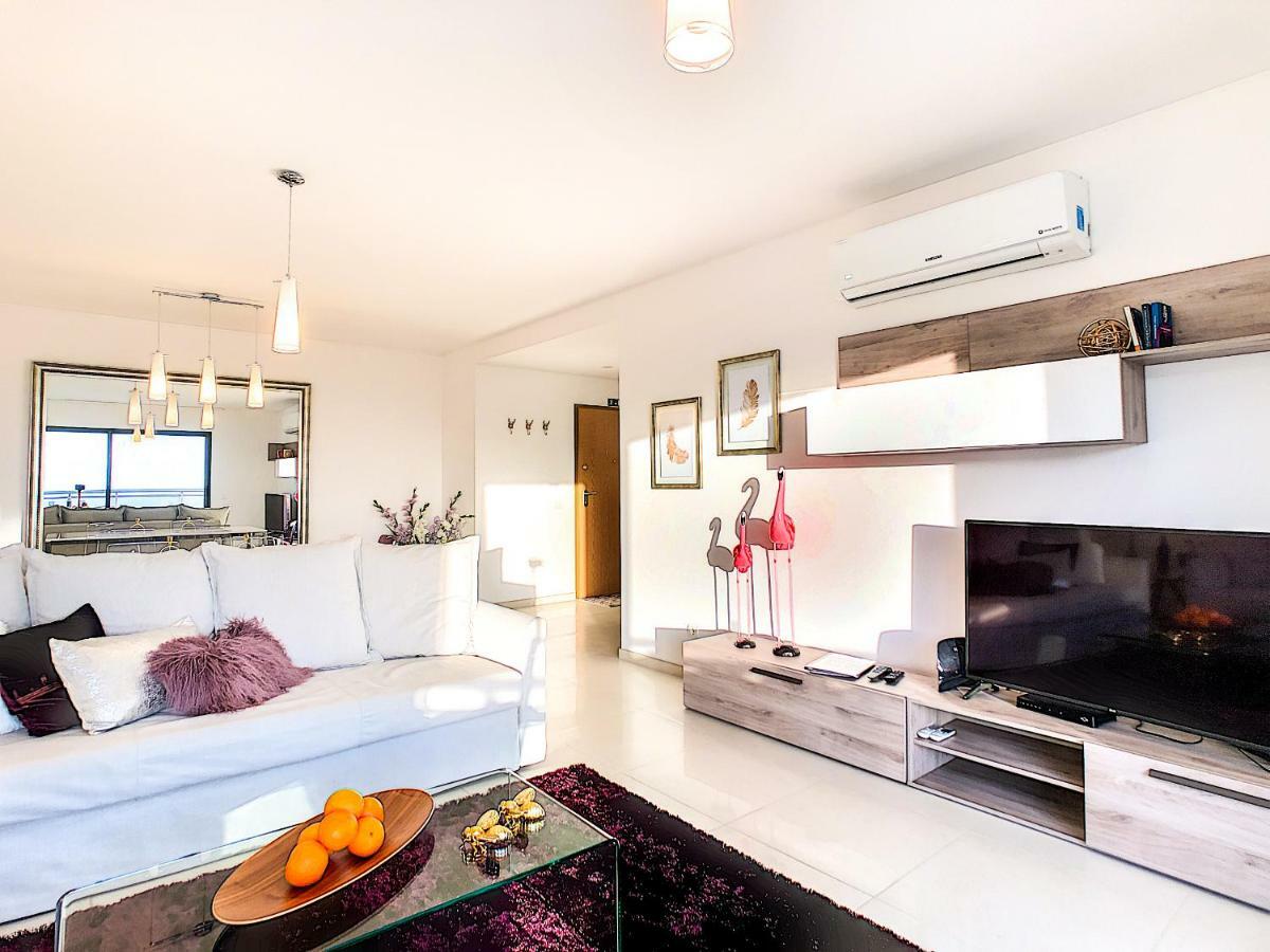 Apartamento Paradisus By Lovelystay Caniço Dış mekan fotoğraf
